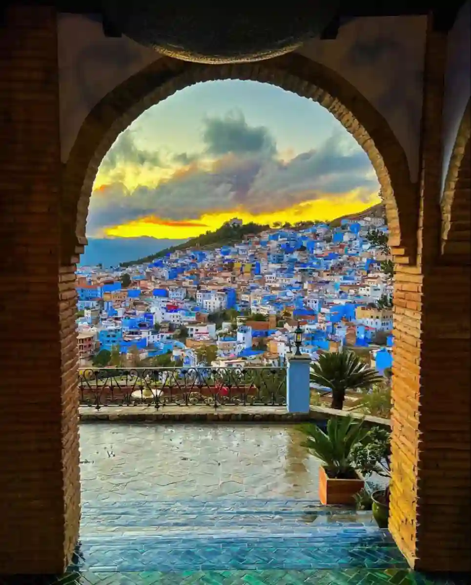 Chefchaouen blue city Morocco — campervan Chefchaouen road trip